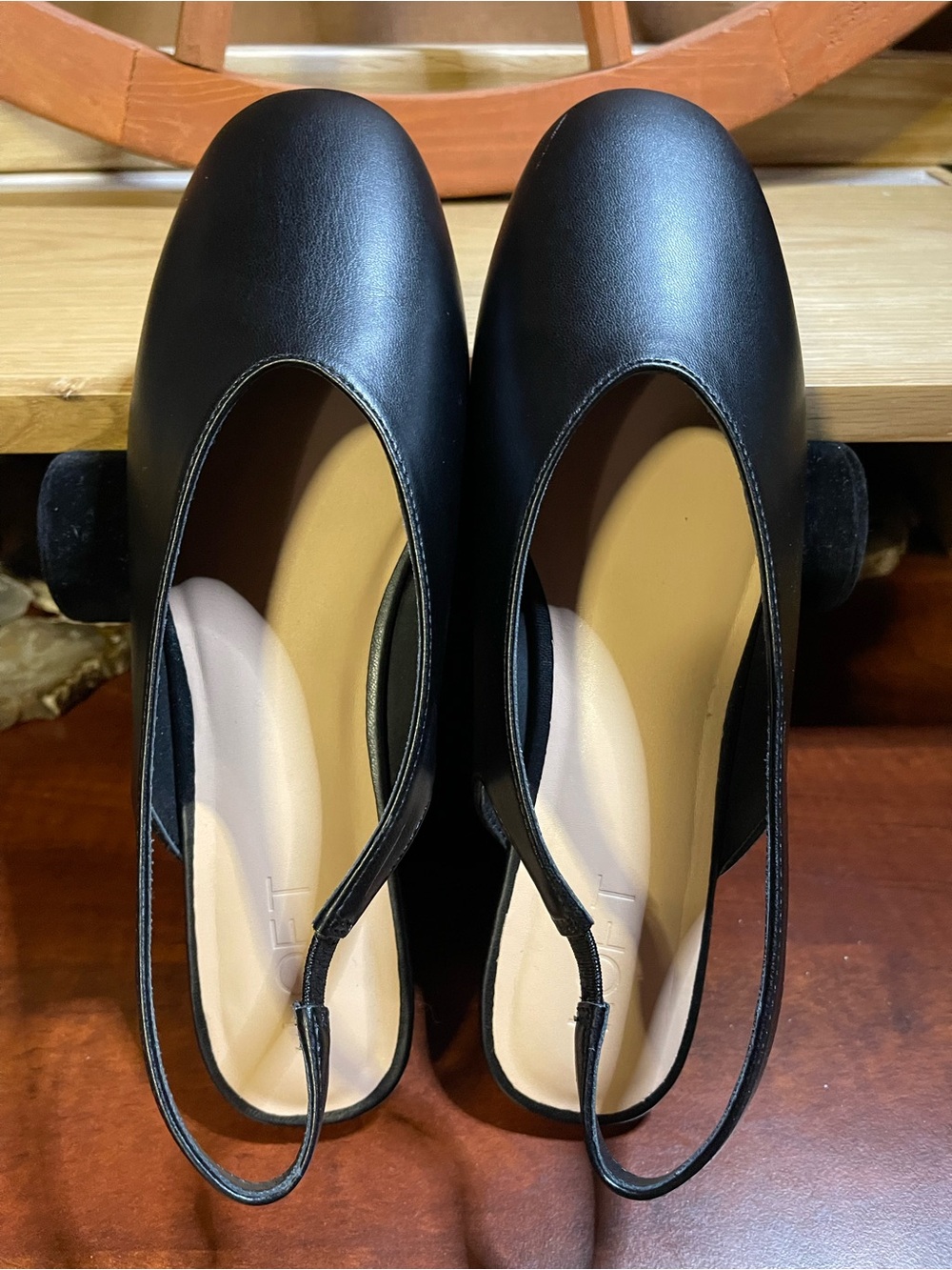 NWOB -LOFT ‘High Vamp Slingback Flats with 1/3” Heel / Black Sz 9